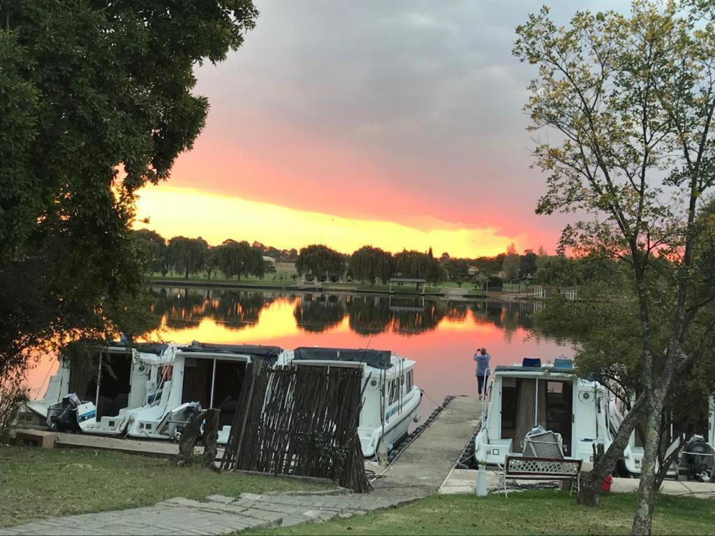 Old Willow Houseboats Sasolburg
